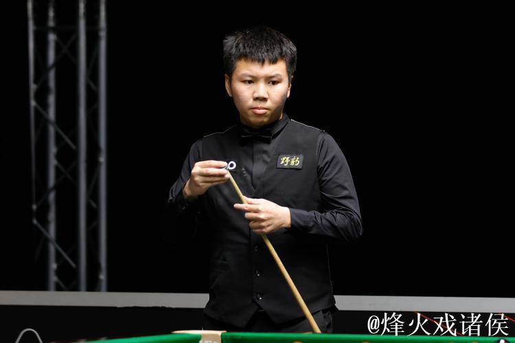 斯诺克武汉公开赛 周跃龙击败泰国选手晋级32强